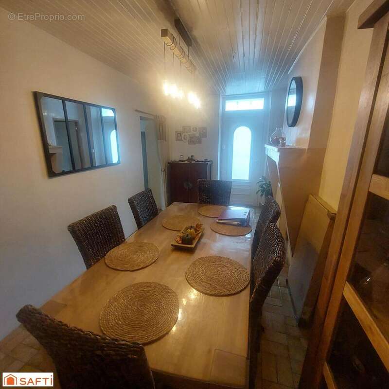 Photo 2 - Maison à LA CHAPELLE-SAINT-URSIN