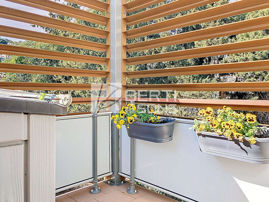 Appartement à MANDELIEU-LA-NAPOULE