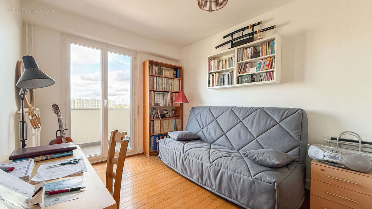 Appartement à NANTERRE