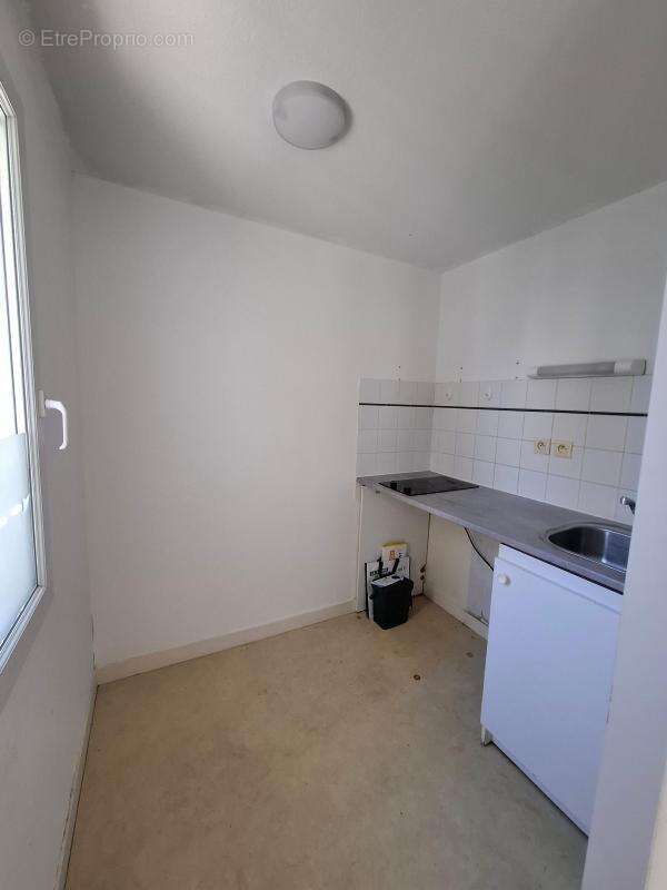 Appartement À Vendre proche univeristés - photo 4