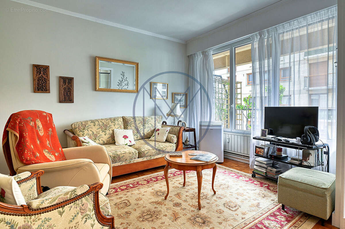 Appartement Versailles 4 pièce(s) 91.77 m2 - photo 4