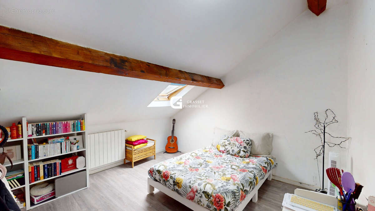Maison Oyonnax 8 pièces 200 m2 - photo 11