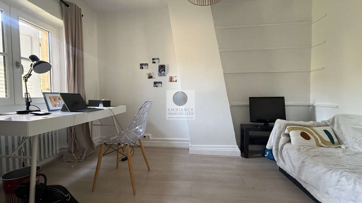 Appartement avec rooftop dans maison de ville entre patrimoine et panorama - photo 21