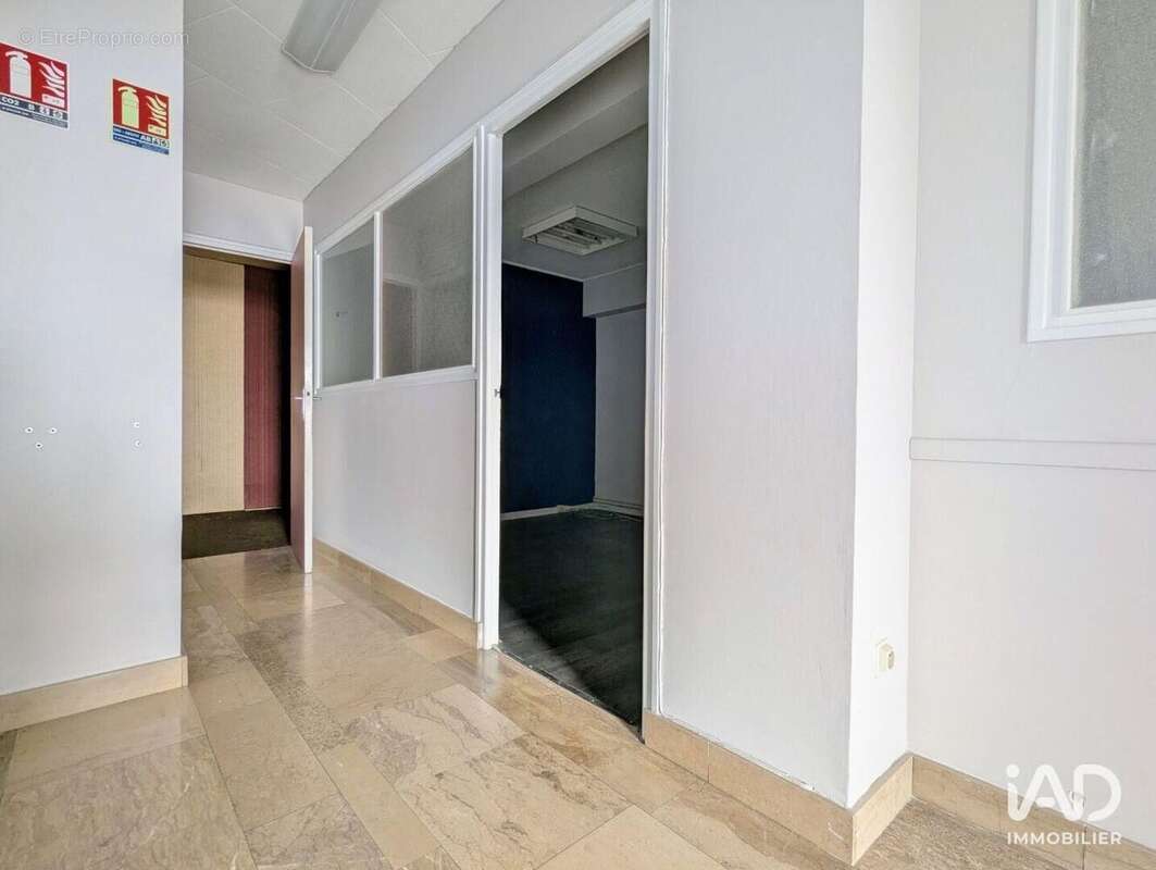Commerce 86 m² à Bethune  - photo 7