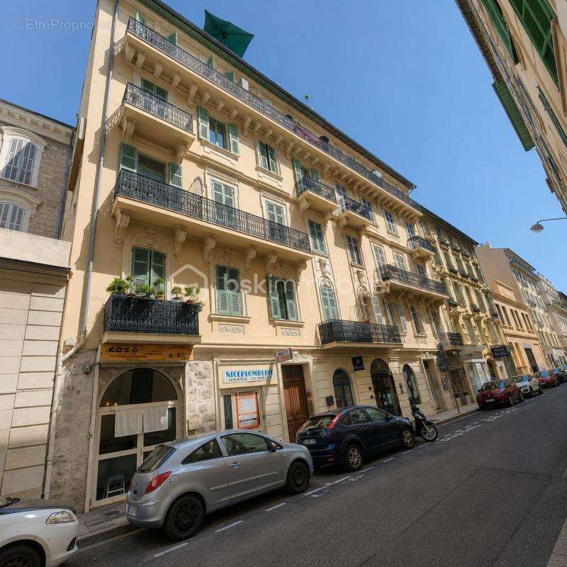 Nice centre – dernier étage avec terrasse au calme - photo 8