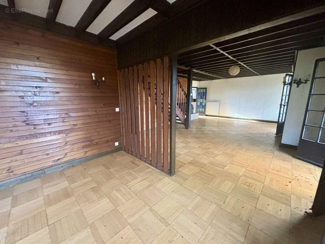 Maison à MONTIGNAC-DE-LAUZUN