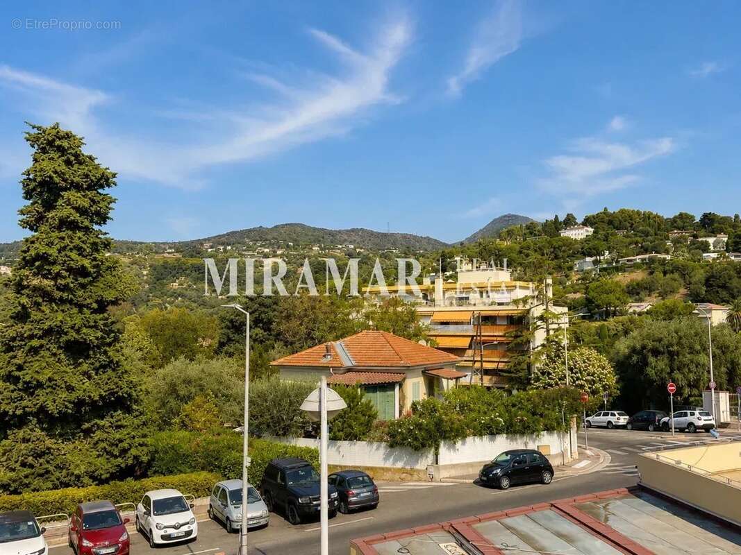 Cimiez / Cap de Croix : Appartement 2 Pièces - photo 5