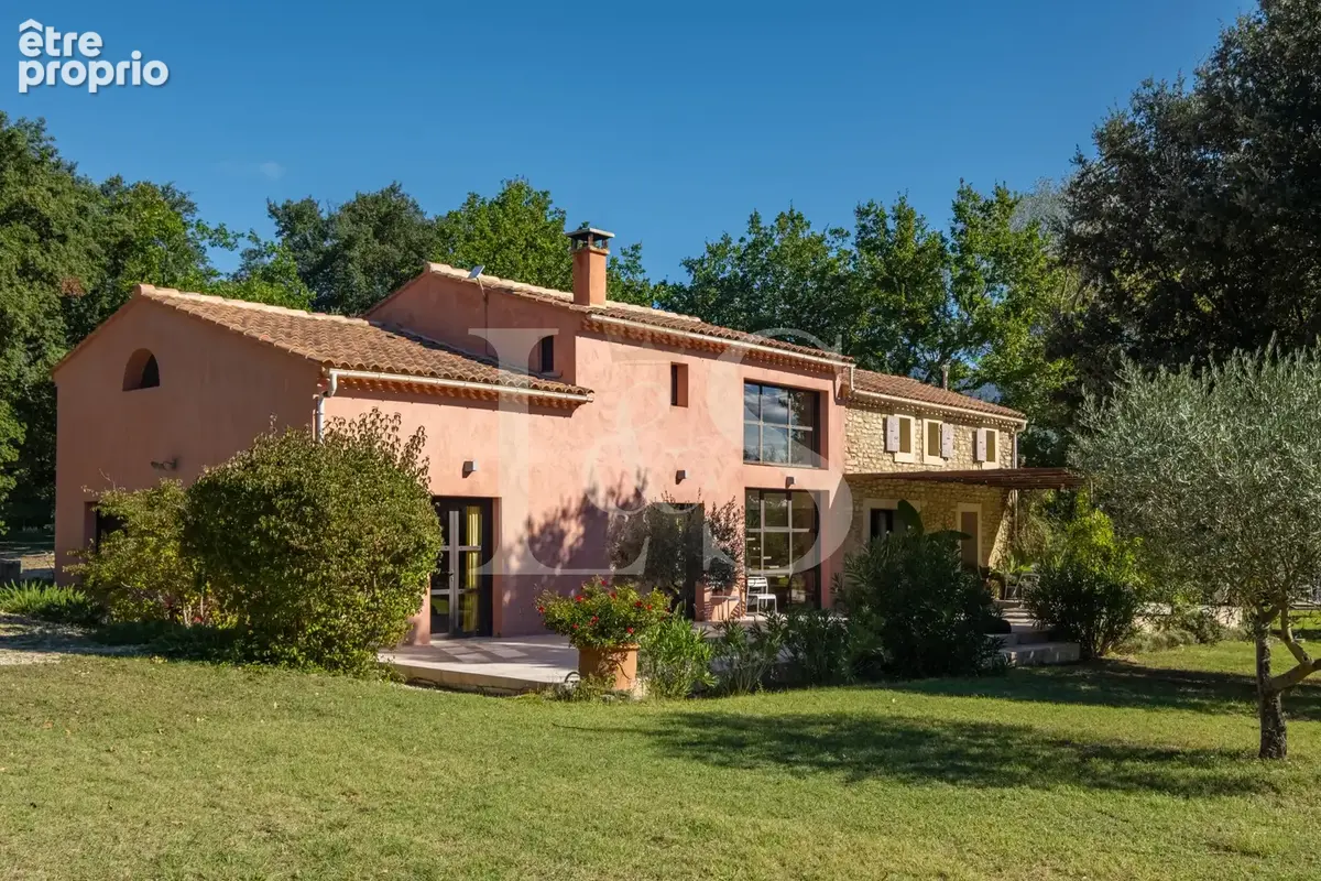 Mas contemporain au calme absolu - photo 23