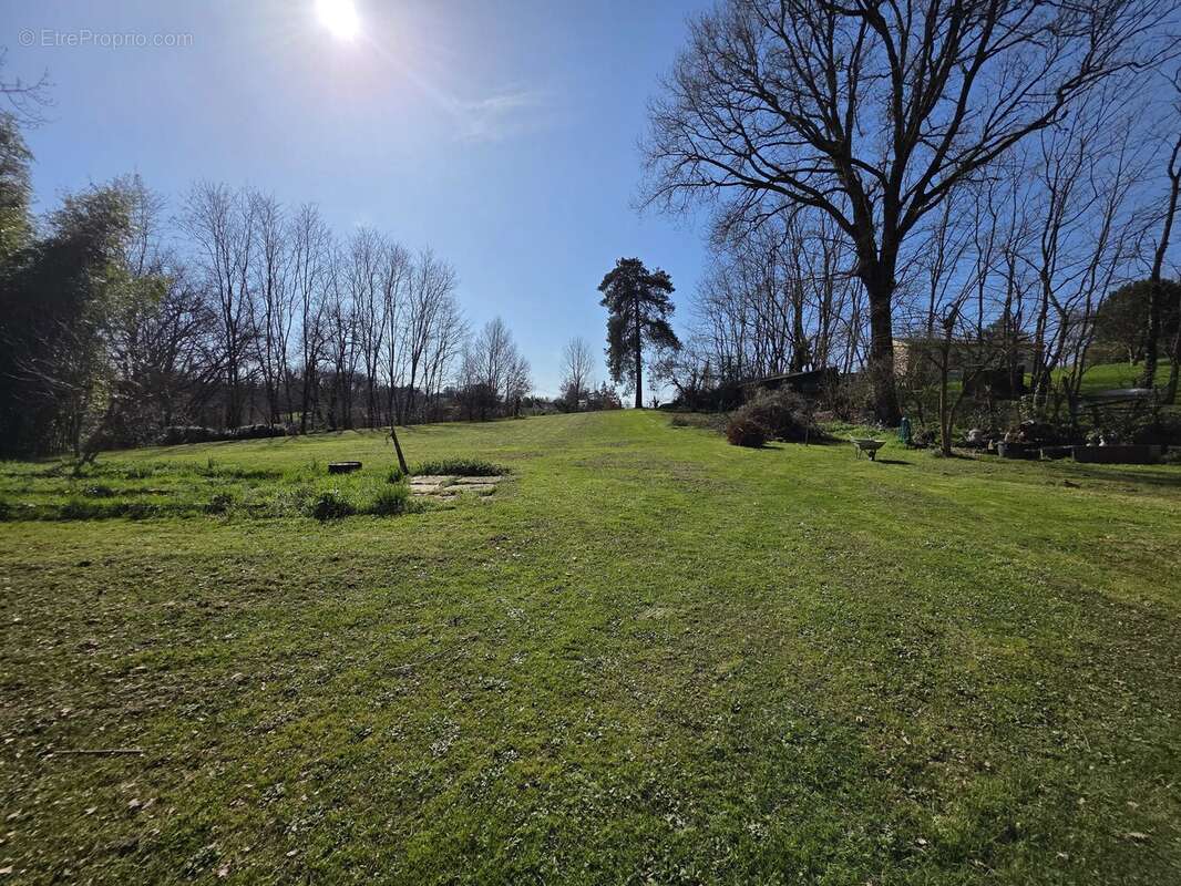 Maison à BEAUMONT-DU-PERIGORD