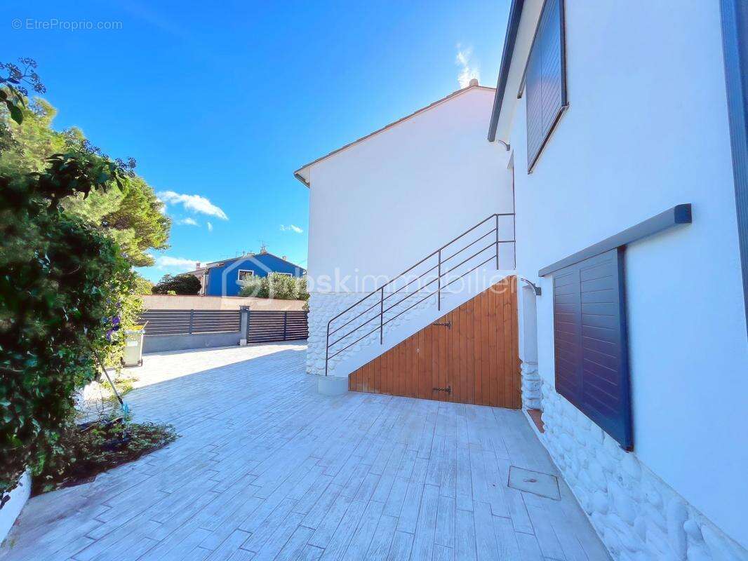 Maison à SAINT-CYPRIEN