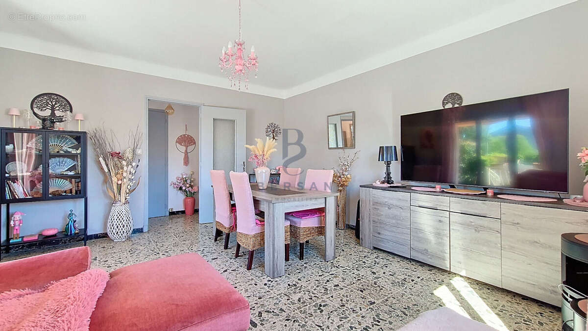Maison à FREJUS