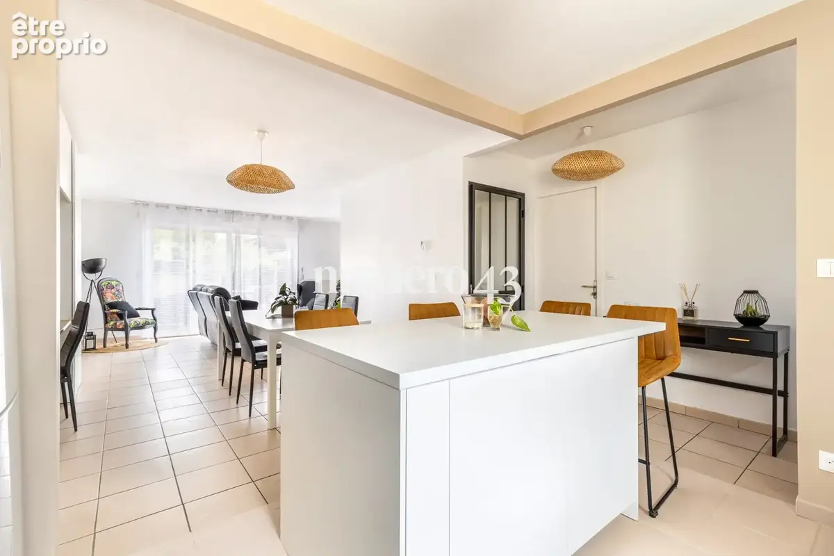 Maison 4 pièces 96 m² à vendre à Eysines (33320) - photo 2