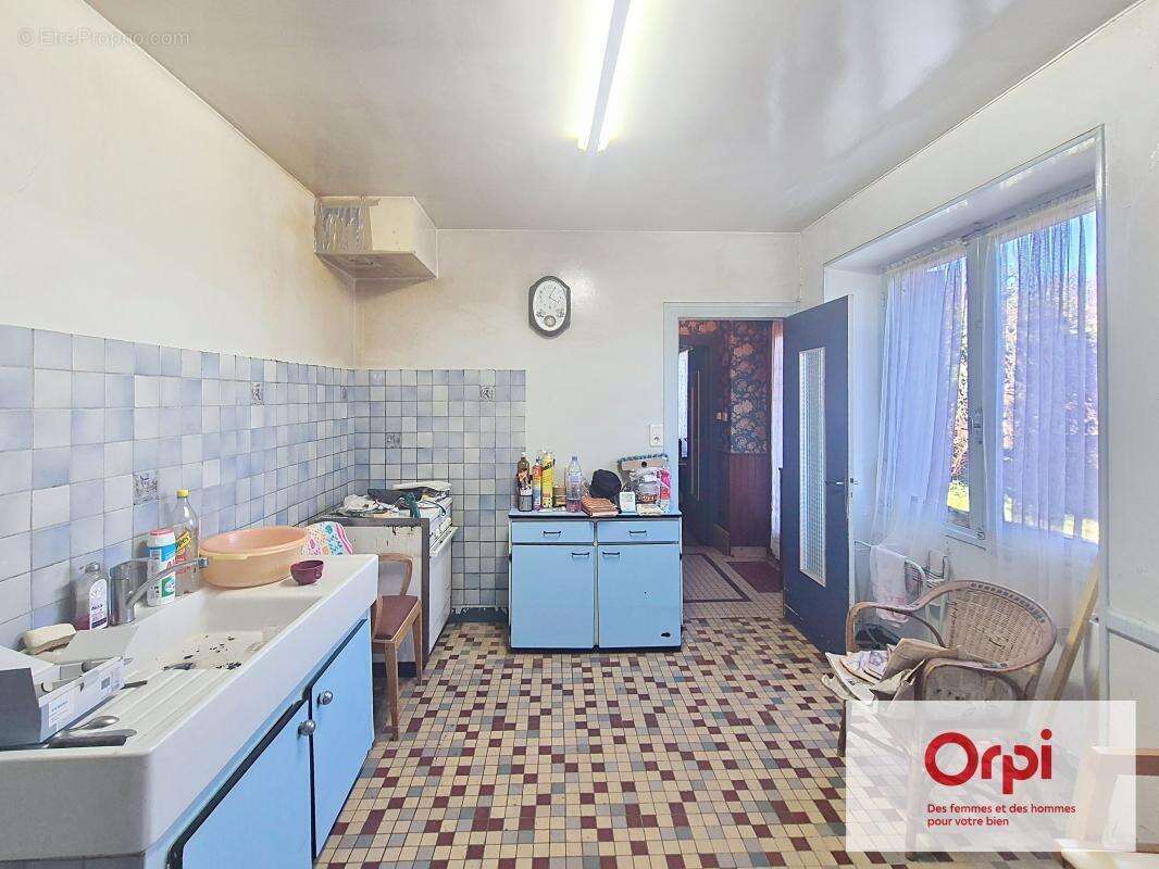 Maison à SAINT-RABIER