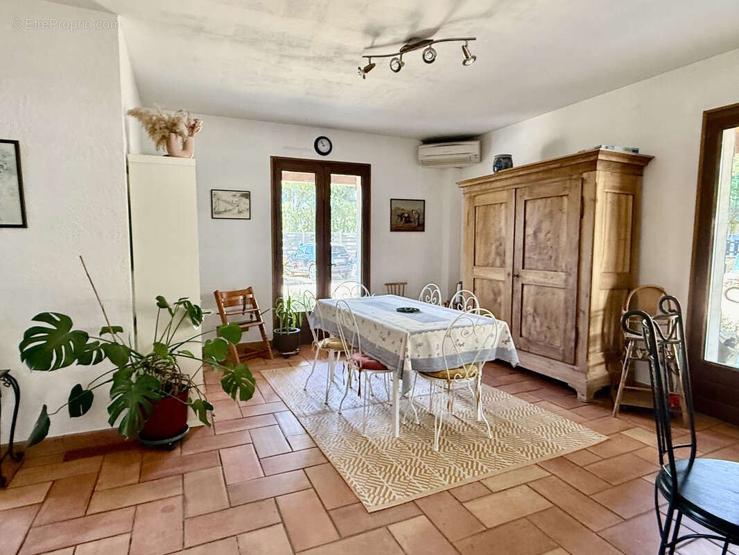 Maison à BAGNOLS-SUR-CEZE