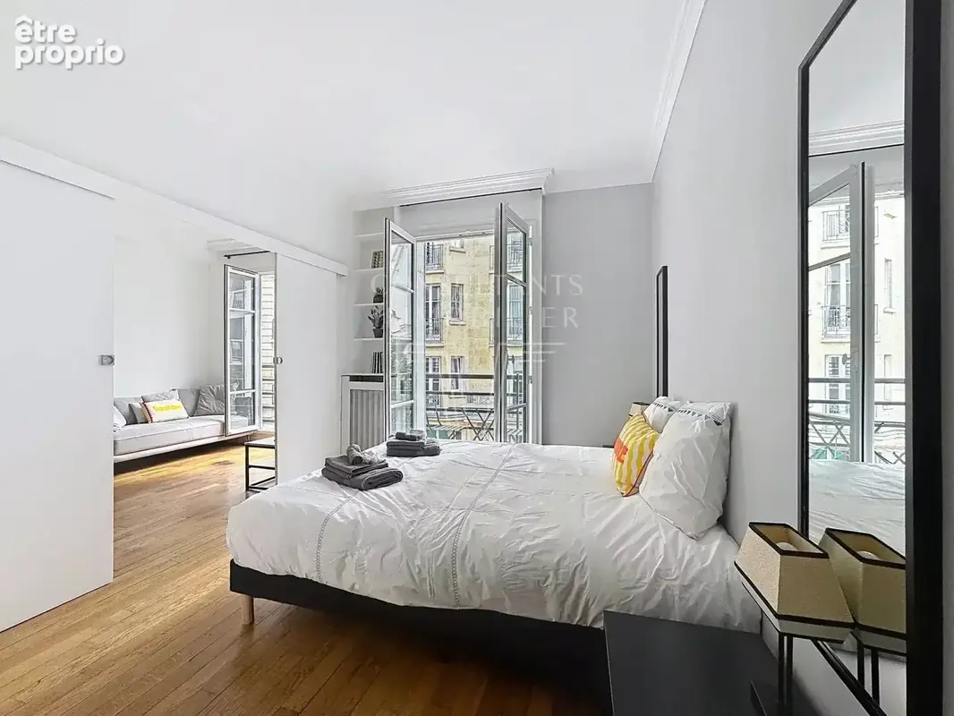 Beau deux-pièces en parfait état avec balcon. - photo 5