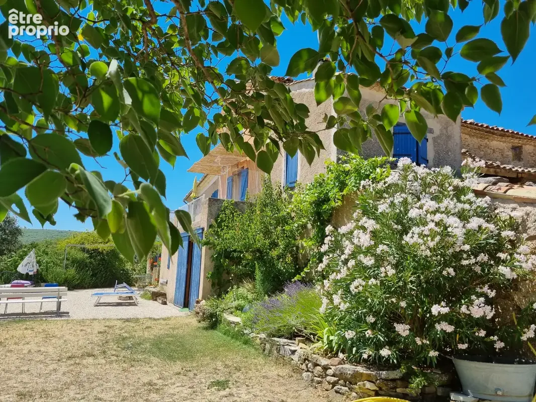 Maison avec Gîtes - photo 1