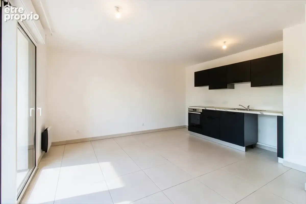 Vend appartement t2 terrasse garage 34800 clermont l herault - photo 6