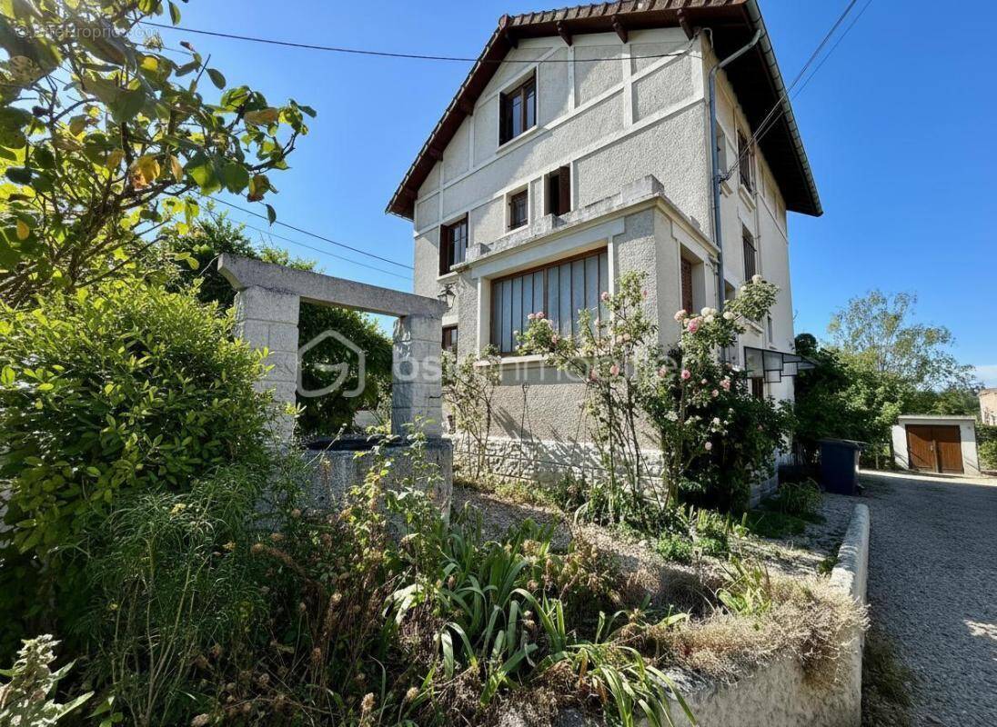 Maison à CHARTRETTES