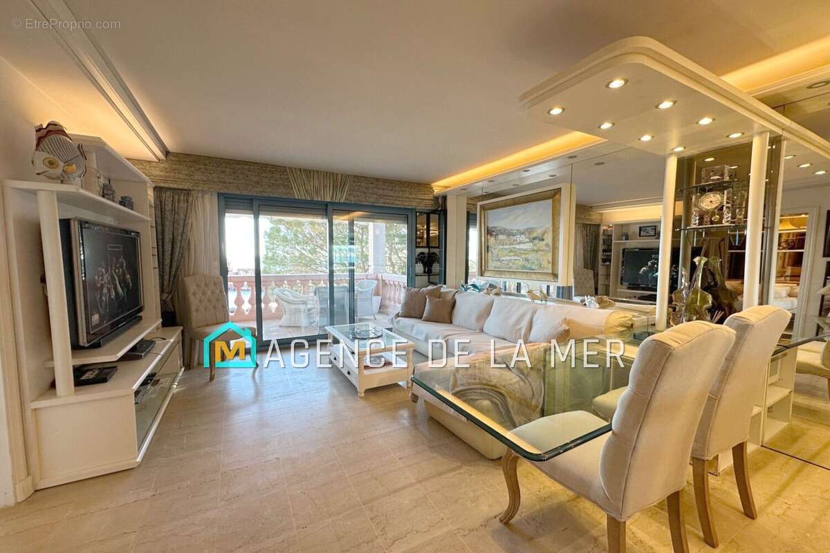 Appartement à THEOULE-SUR-MER