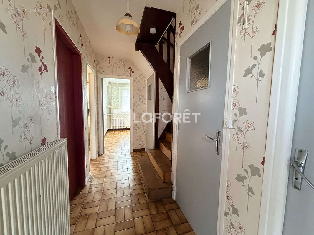 Maison familiale avec jardin - photo 6