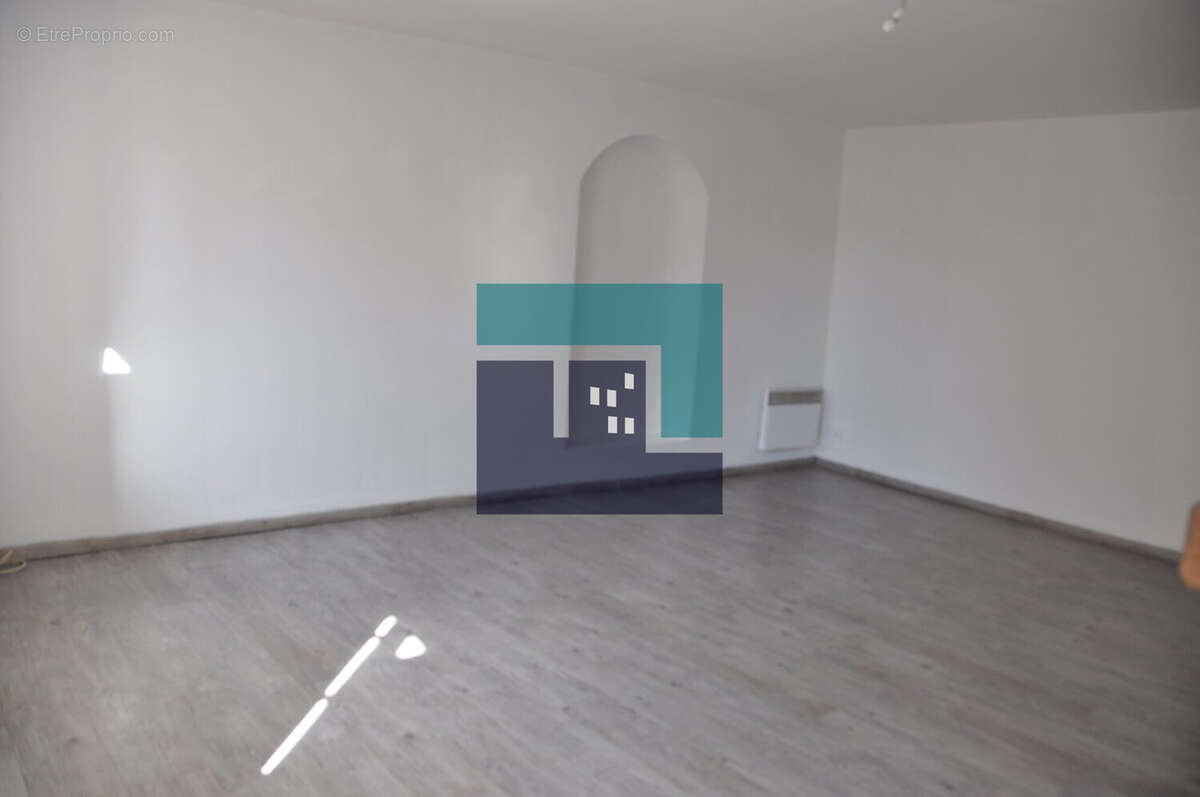 SEJOUR - Maison à MONTOLIEU