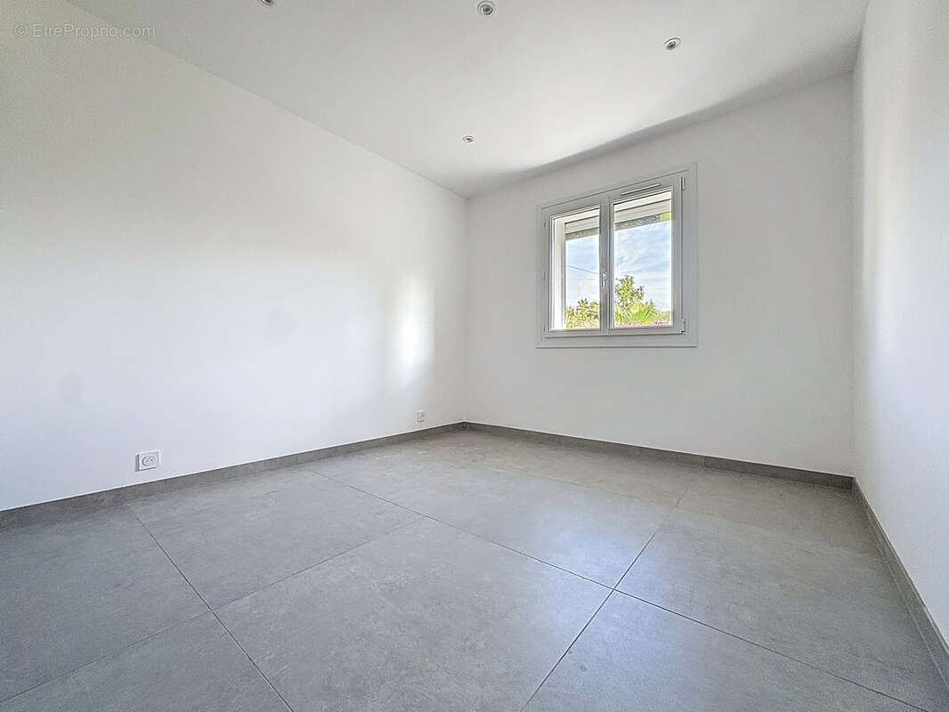 Maison à SAINT-RAPHAEL