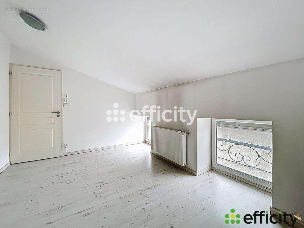 Appartement à MOIRANS