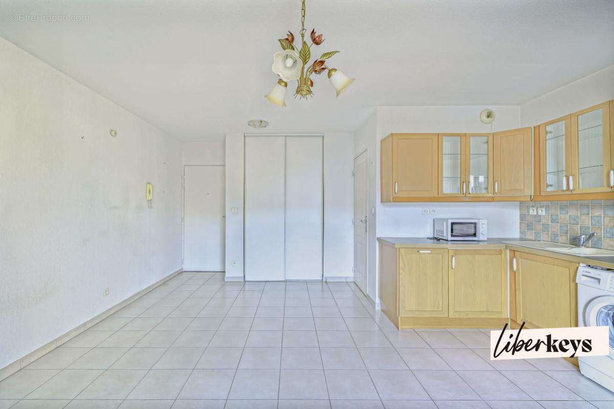 Appartement à MARSEILLE-11E