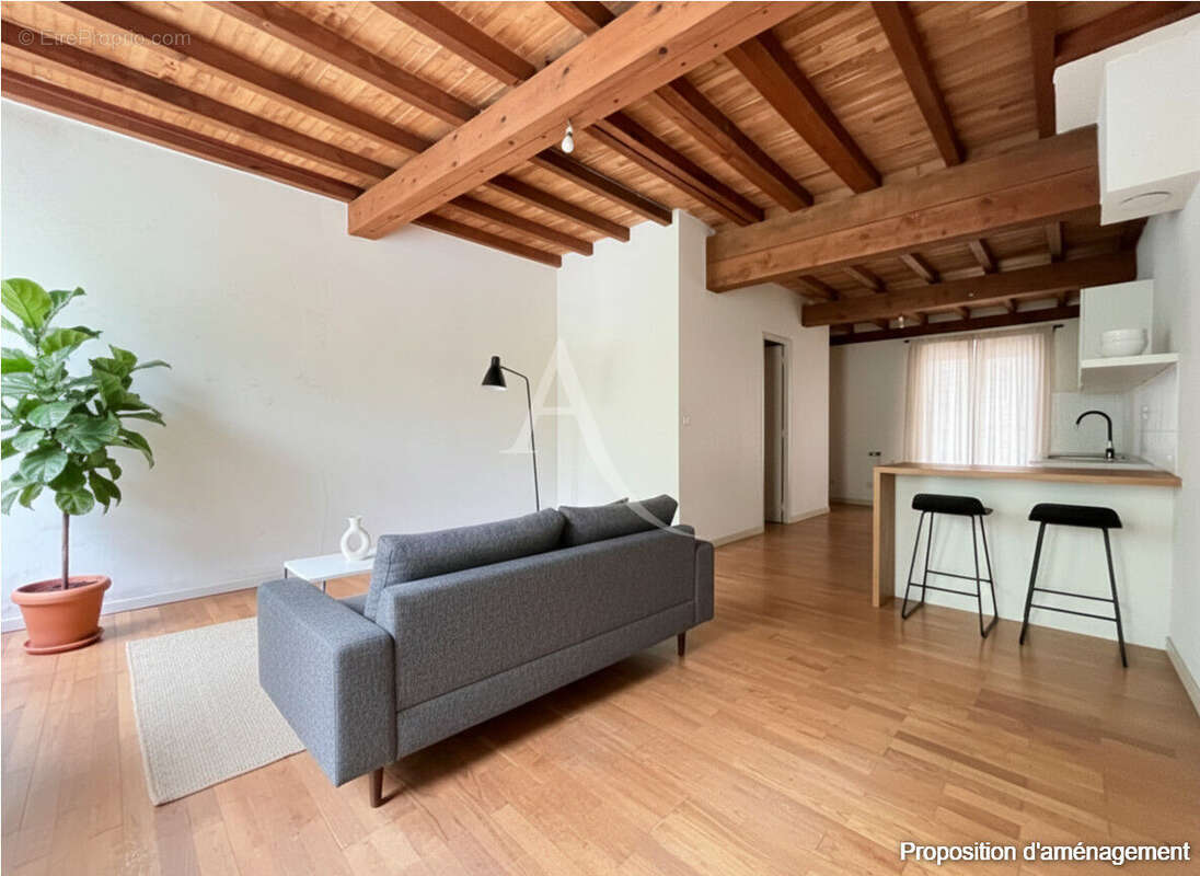 Maison de village en plein centre ville avec cour extérieur ! - photo 3