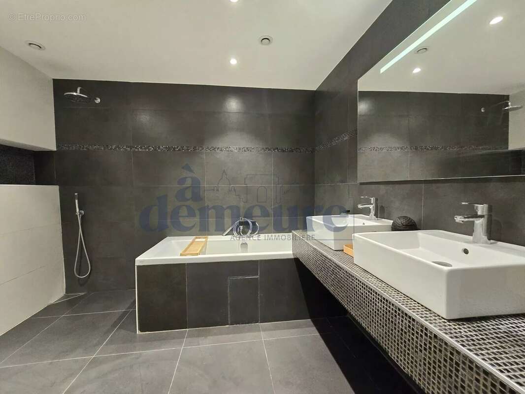 Appartement à CHAVILLE