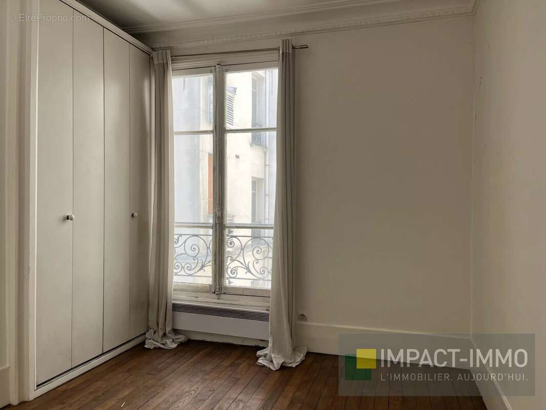 Nouveauté - 2 pièces à renover - Paris 18éme - photo 4