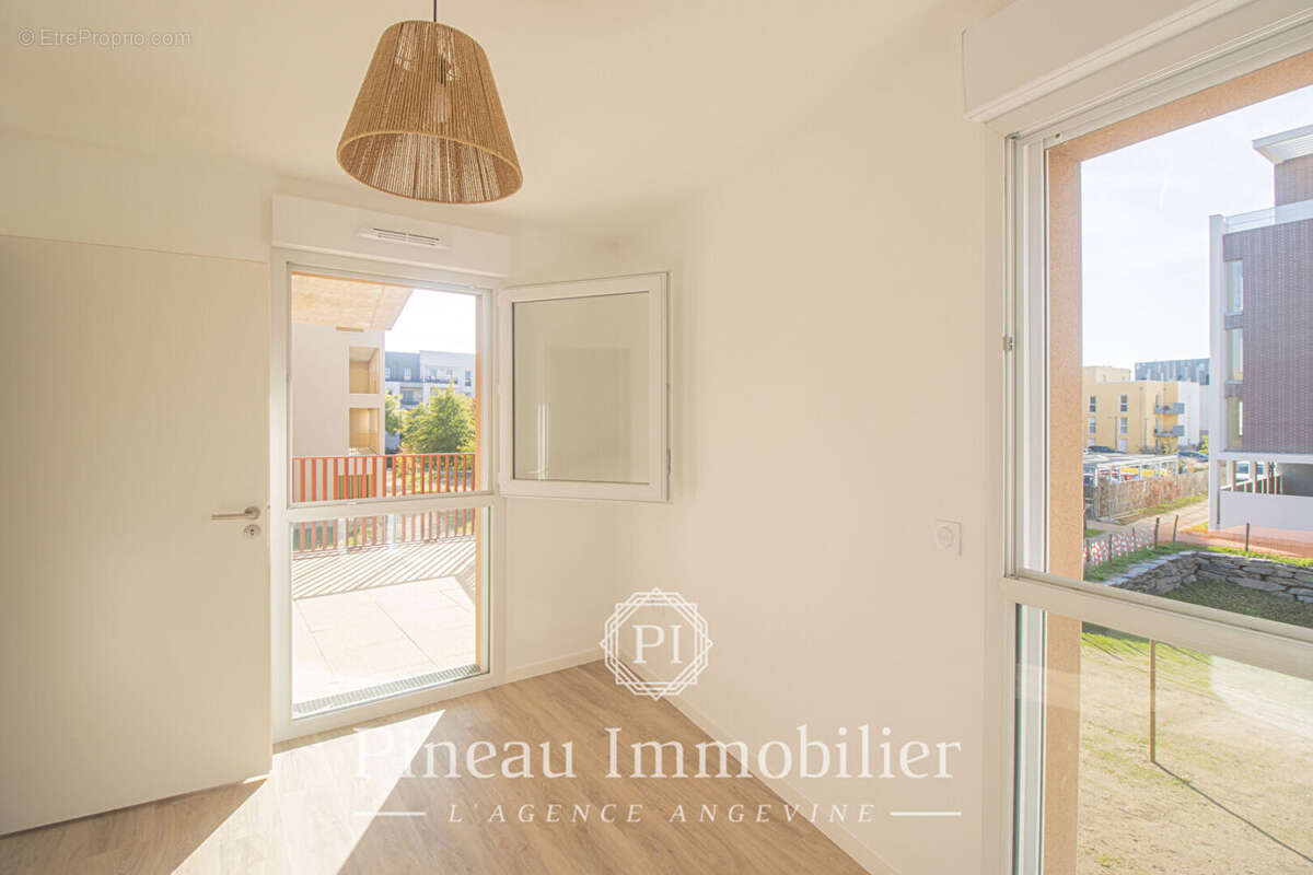 Appartement à LES PONTS-DE-CE