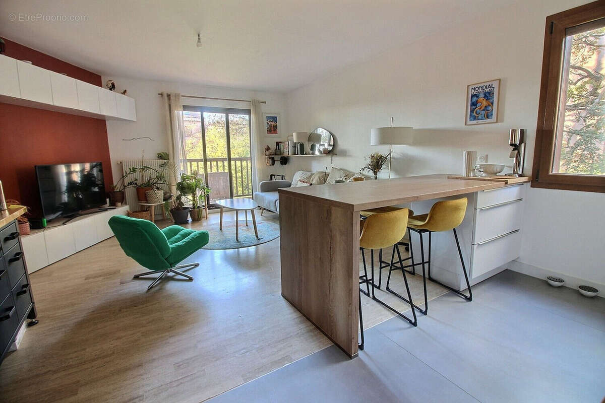 Appartement à AIX-EN-PROVENCE