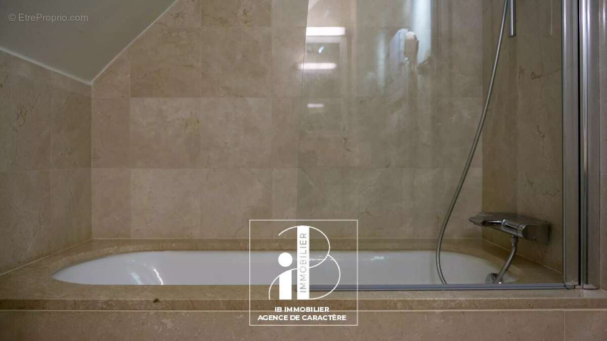 Appartement à FONTAINEBLEAU