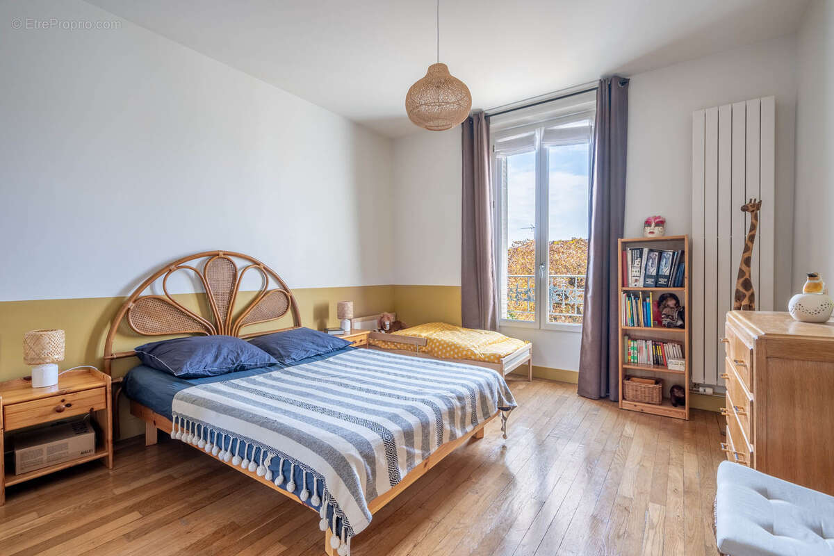 Maison à LE PERREUX-SUR-MARNE