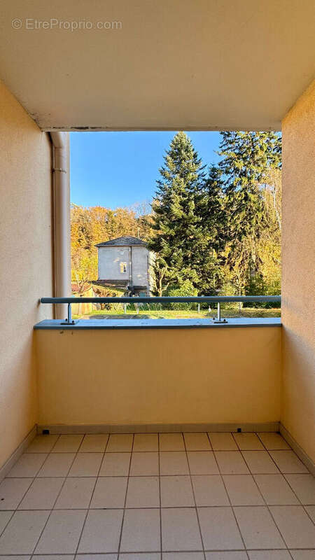 Appartement à SAIN-BEL