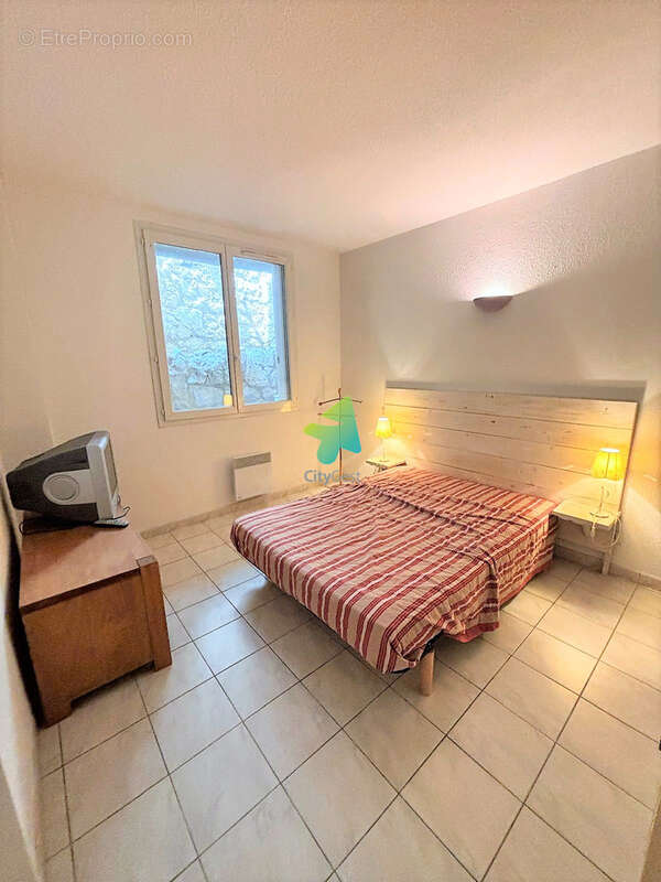 Appartement T3 69.57m2 + Terrasse + Cellier + Parkings - photo 9