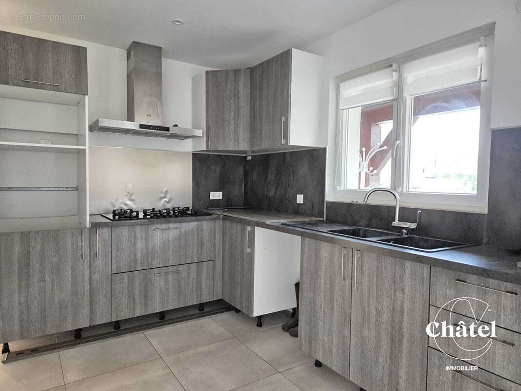 Maison à SAINT-LEU-D&#039;ESSERENT