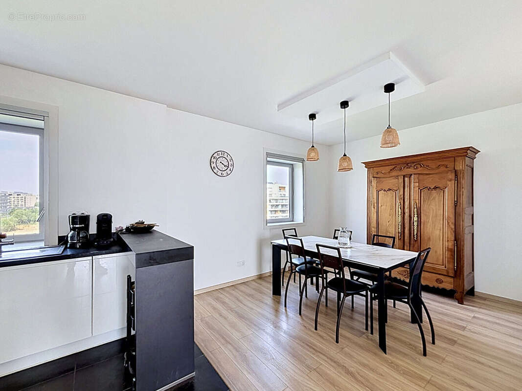 5 pièces - duplex -  3 chambres - 2 terrasses - récent - La Courrouze - Rennes/Saint-Jacques - photo 7