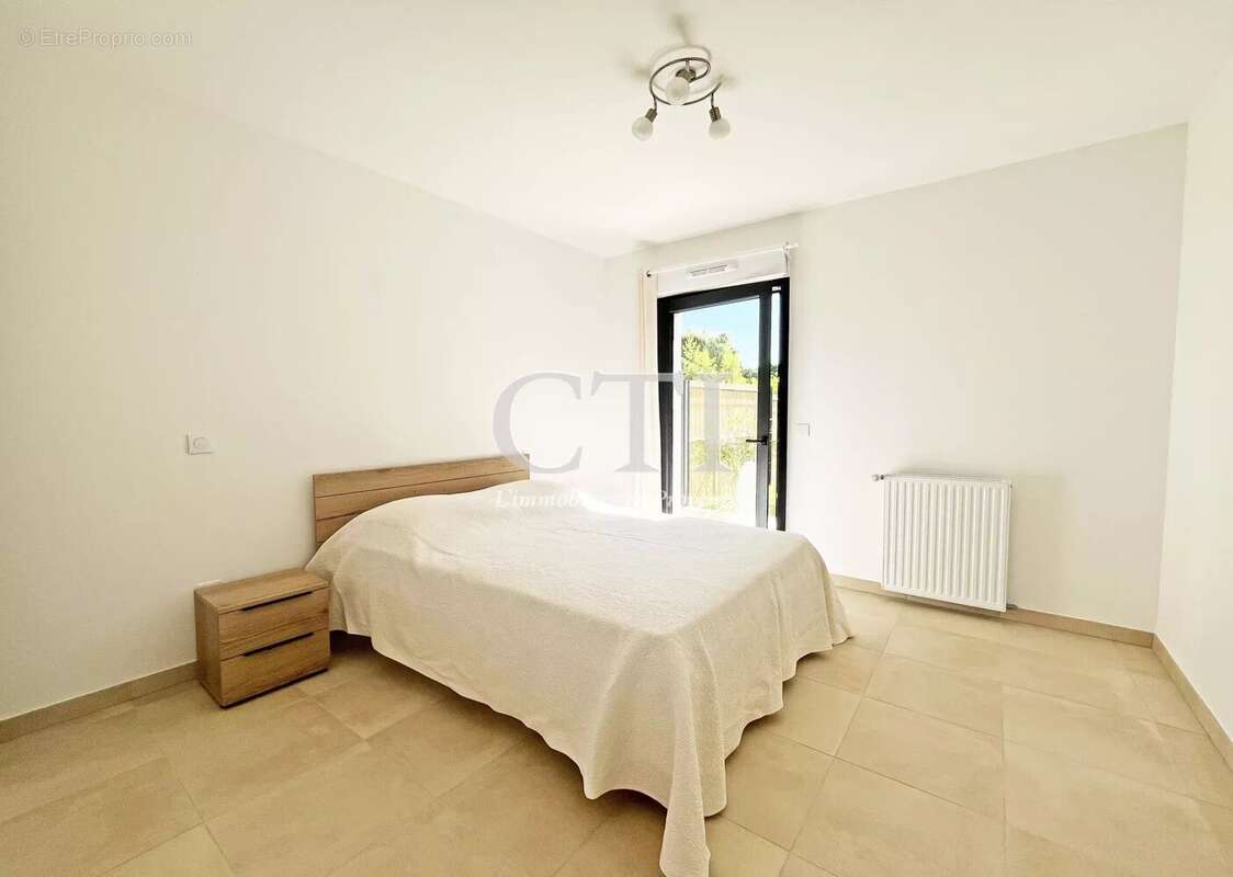 Appartement à VAISON-LA-ROMAINE