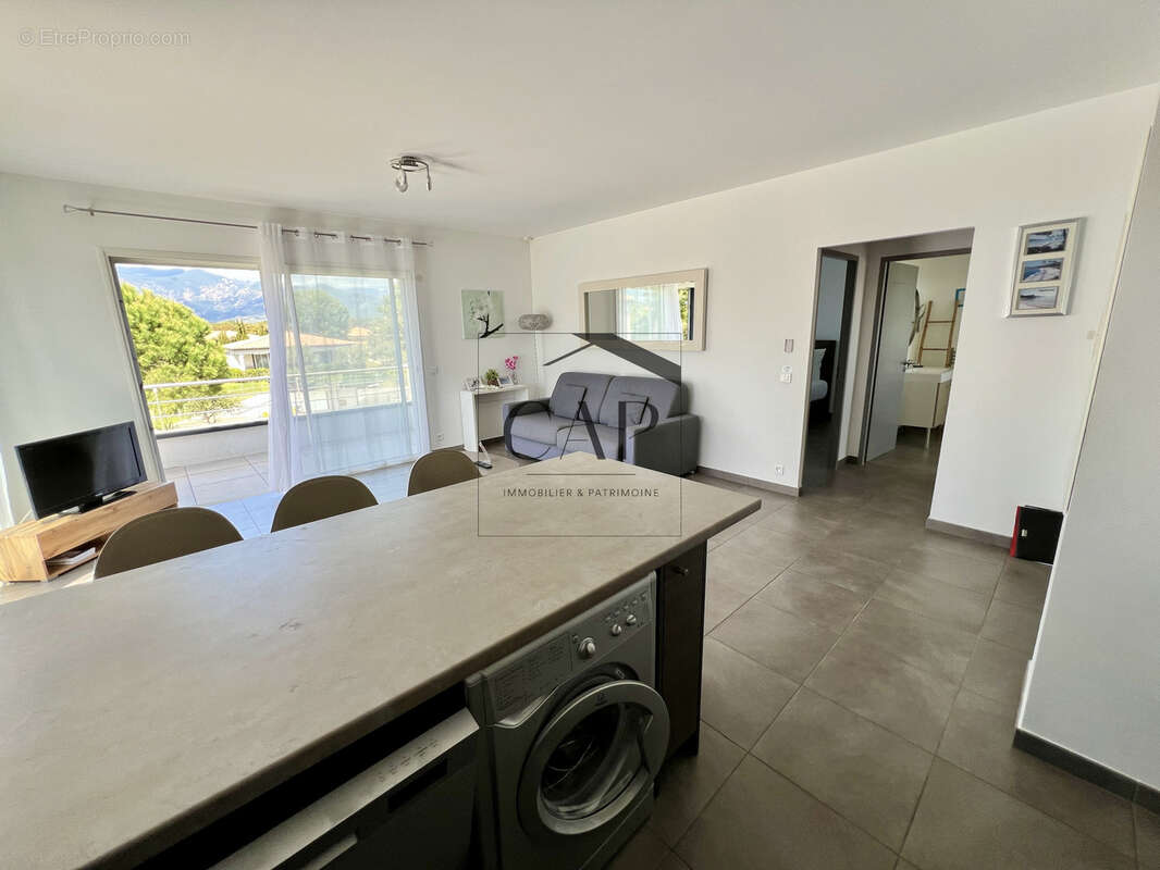 Appartement à LECCI