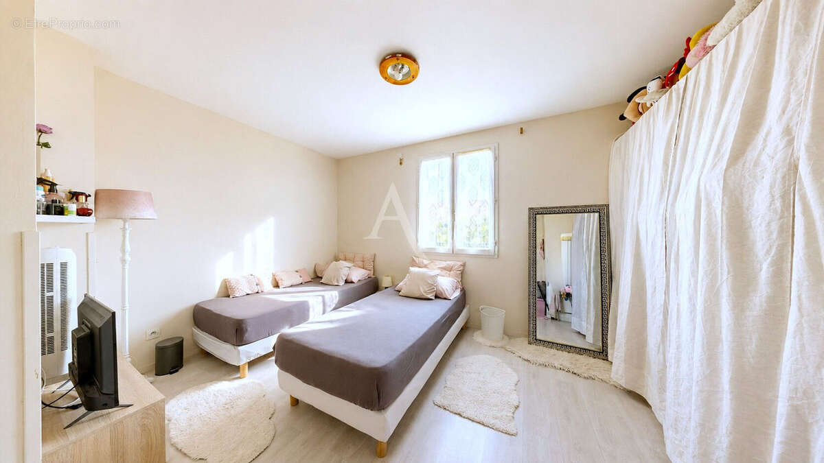 Maison Les Mureaux 127m² - 4 chambres - photo 12