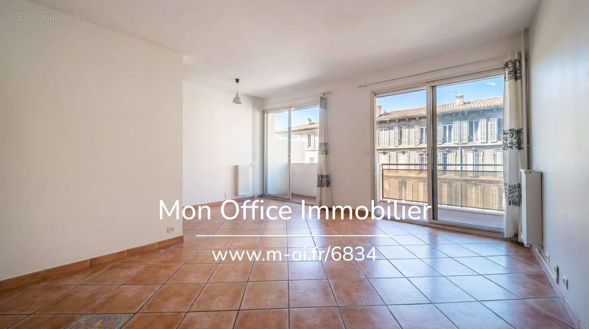 Appartement à MARSEILLE-6E