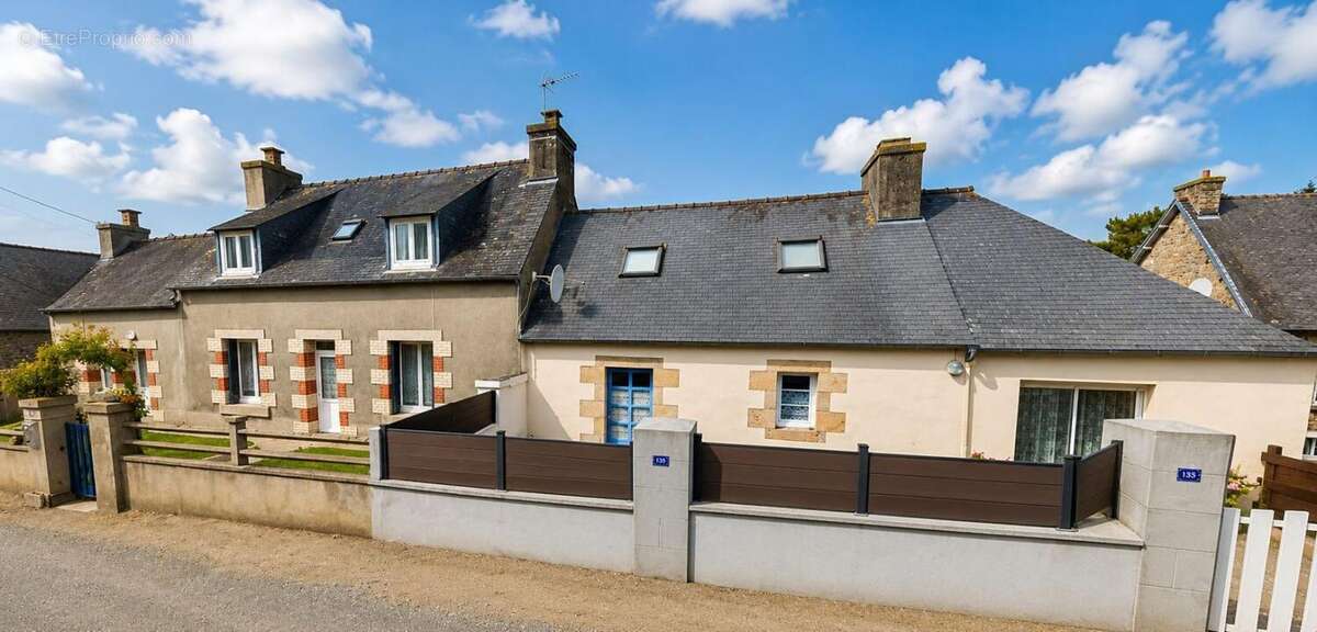 Maison à PLOUEZOC'H