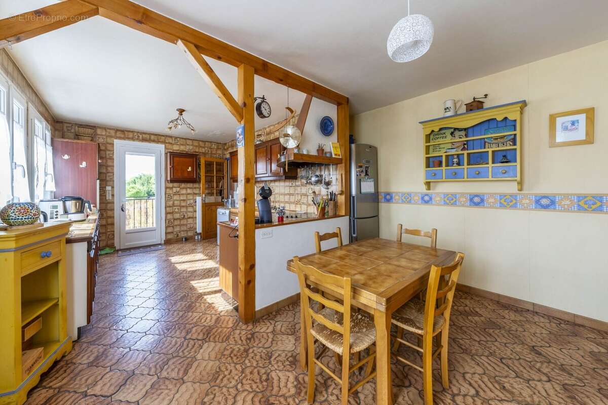 Maison à VARENNES-SUR-SEINE