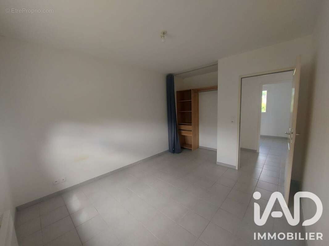 Maison 85 m² à Les Billaux  - photo 5