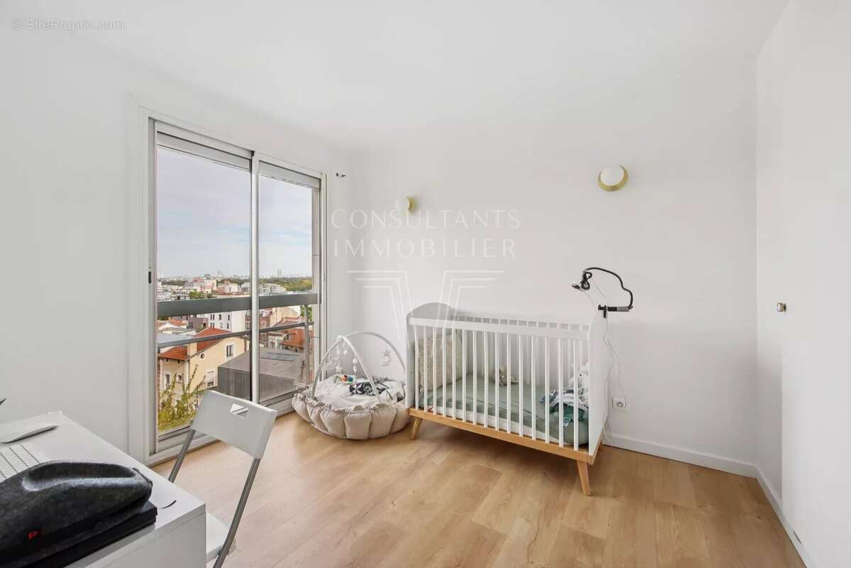 Appartement à SURESNES