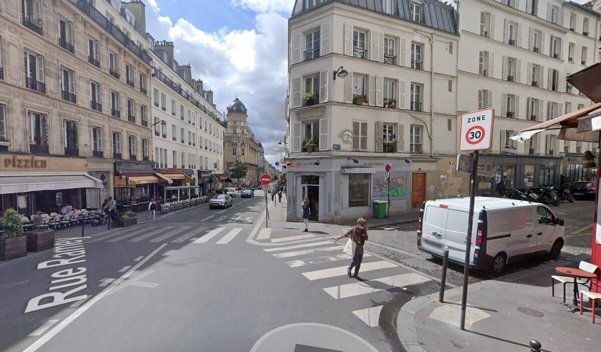 Autre à PARIS-18E