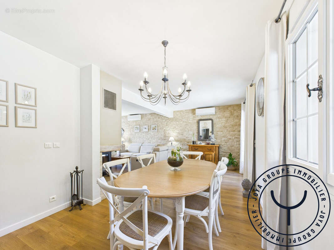 Maison à MAINCY