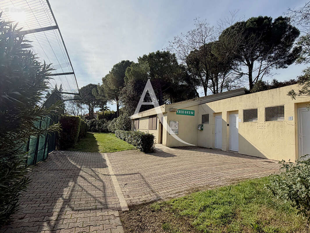 Montpellier  estanove  superbe appartement 4 pièces de 92 m² avec terrasse, parking, cave, piscine et tennis - photo 6